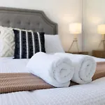 The Ukiyo Valley 2br Free Parking & Pool Apartment *