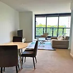 Apartment Spacious 2 Bedroom In The Heart Of Cbd
