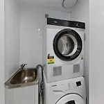 Hamilton Portside Luxe Level 5