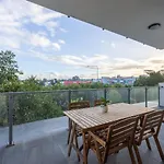 Xl Balcony Stylish 2br Parking Near Food And Shops Apartment *
