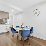 Rooftop Pool 2br In The Heart Of The Valley * Brisbane