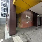 Modern High-ceiling In Vibrant Fortitude Valley Brisbane