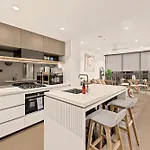 Apartment Queen's Wharf | South Bank & River Views | Pool *