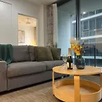 South 1br With Parking * Brisbane