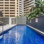 Sleeps 4 People - City Centre - 100M To New Casino