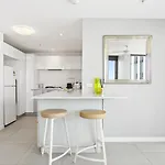 Mosaic Fortitude Valley Apartment