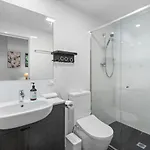 Apartment Modern 3br Near Uq, St Lucia Brisbane