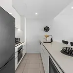 Apartment South Bank 1br With Stunning Views And Location