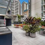Sleeps 4 People - Centre - 100m To New Casino Apartment Brisbane