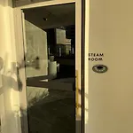 Apartment Lavish 3 Bedroom In Queens Wharf With Car Park Brisbane