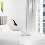 Belise - Executive 18th Floor In Bowen Hills Brisbane