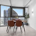 Luxury 54f Skyline Iconic Queens Wharf 1br *