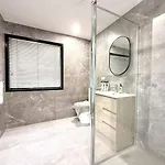 5 Bedrooms, 10 Guests - Family & Group Getaway *