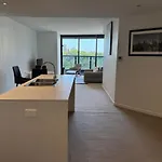 Apartment Spacious 2 Bedroom In The Heart Of Cbd Brisbane