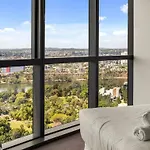 Lavish 3 Bedroom In Queens Wharf With Car Park Apartment *