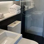 Spacious 2 Bedroom In The Heart Of Cbd