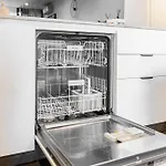 Rooftop Pool 2br In The Heart Of The Valley Apartment Brisbane