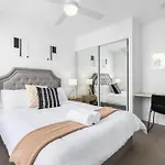 The Ukiyo Suite Valley 2Br Free Parking & Pool