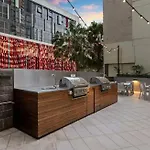 Brisbane Skyline Escape - 3 Bedroom With River Views