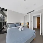 Level 15 Skytower 2br Cbd Retreat Apartment Brisbane