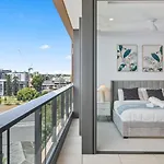 Modern 2br On Coronation Drive, Toowong Apartment *