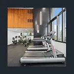 Level 15 Skytower 2br Cbd Retreat *