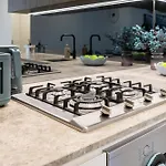Rooftop Pool 2br In The Heart Of The Valley