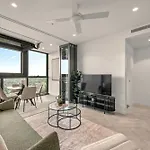 Queen's Wharf 1br View With Free Parking Brisbane