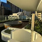 Dreamy Queens Wharf Luxury Pad W Car Park Apartment