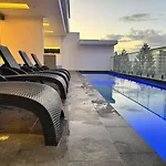 27fl River & Views + Balcony, Pool & Parking - Apartment Brisbane