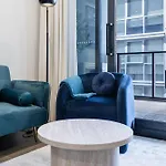 Apartment Rooftop Pool 2br In The Heart Of The Valley Brisbane
