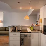 Inviting Family 2br | Cbd | Pool & Gym Apartment *