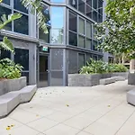 Apartment Rooftop Pool 2br In The Heart Of The Valley *