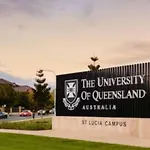 Modern 3br Near Uq, St Lucia Brisbane