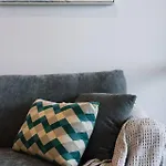 Modern 2br On Coronation Drive, Toowong Apartment *