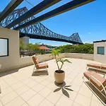 Bridgeview Luxury