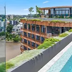 Modern 2br On Coronation Drive, Toowong Apartment *