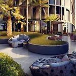Apartment Skyline In Fortitude Valley