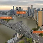 Apartment Bridgeview Luxury