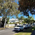 A Perfect Place To Hide Away With River Side Charm * Brisbane
