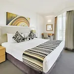 Cosmo Brisbane