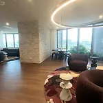Luxury Riverfront Level 38 Queen's Wharf Tower Brisbane