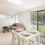 Smart Suites Self Check-In Apartments - Rocklea Station N