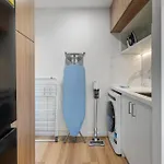 Cassa Aura Place - Modern 4br Homes Holiday home *