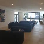 Luxury Riverfront Apartment Level 38 Queen\'S Wharf Tower