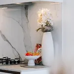 Modern 2br With River View & Free Parking! * Brisbane