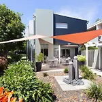 Rocklea International Motel