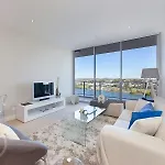 Promenade Hamilton Aparthotel 4*