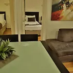 Kangaroo Point Holiday Apartments