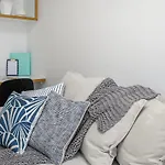 Executive Designer Apartment With Parking